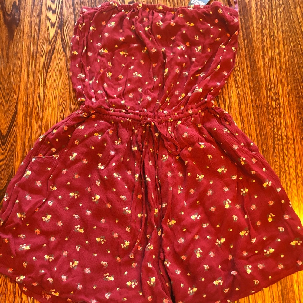 Red floral Hollister strapless romper
